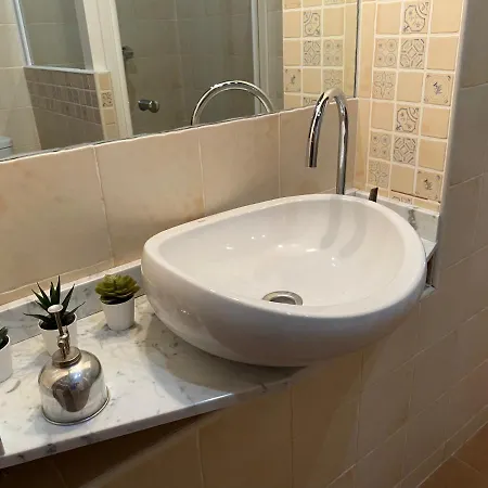 Domus Alfileritos Apartment *